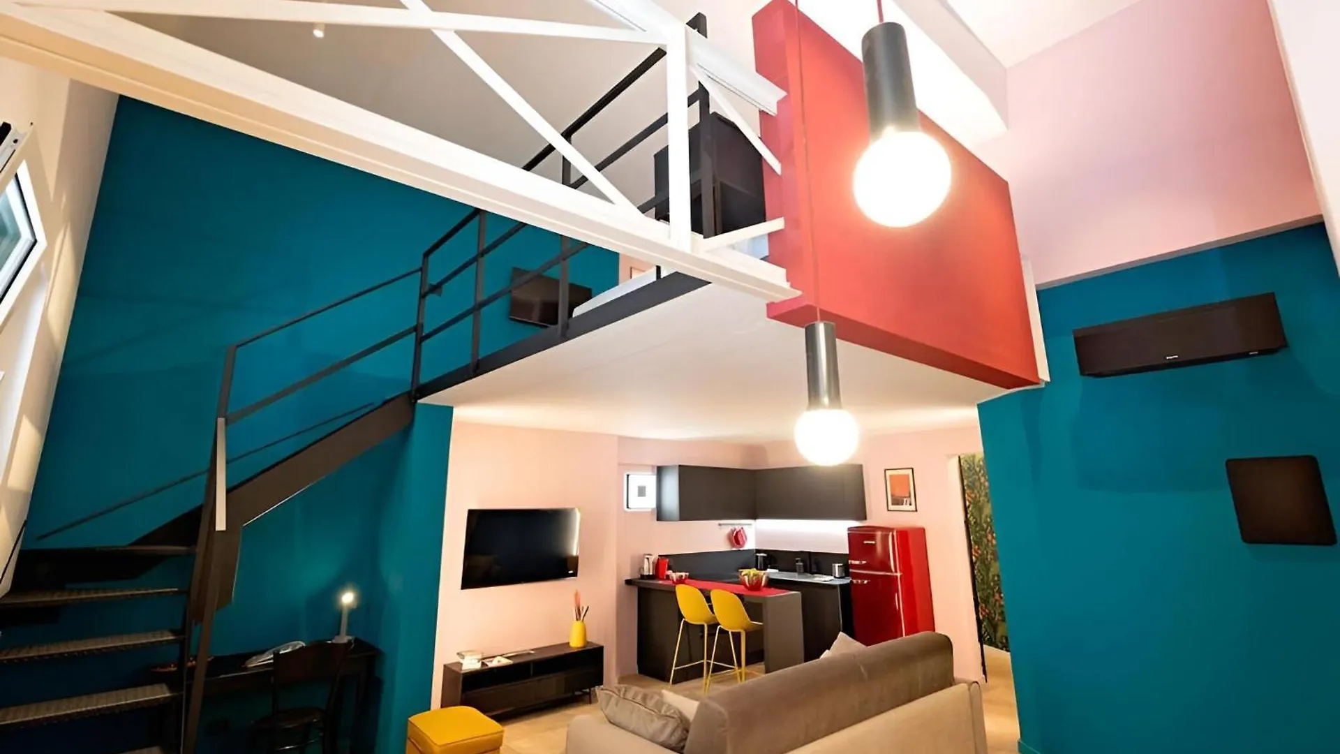 Margot Color Apartment - Trastevere - Loft Di Lusso Rome 0*,  Italy