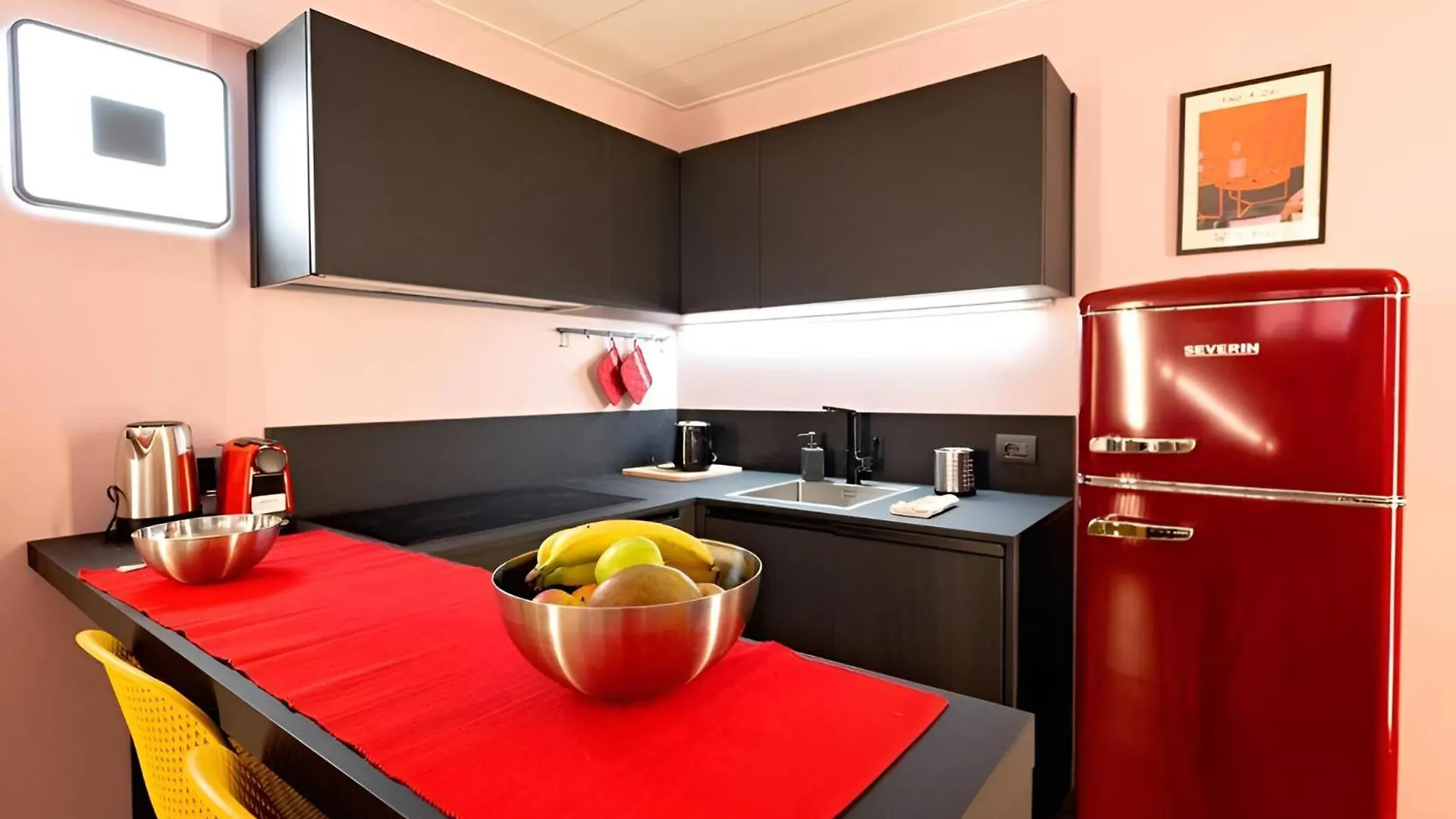Margot Color Apartment - Trastevere - Loft Di Lusso Rome